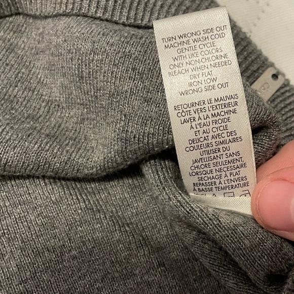 Calvin Klein Solid Grey V-Neck Pullover Sweater Cotton Modal Blend Men’s Large - Picture 7 of 8